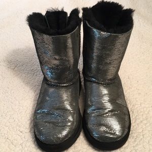 UGG youth black/silver metallic bailey bow boots